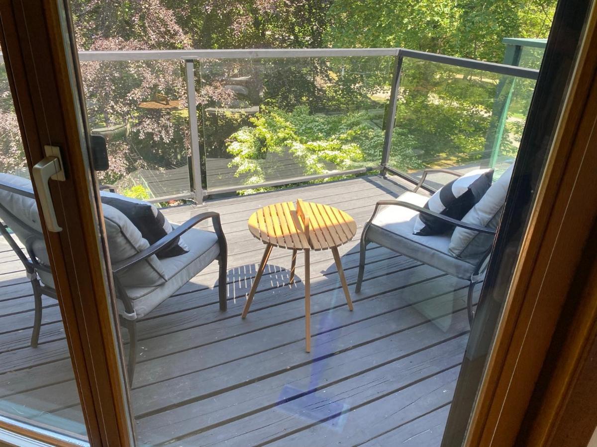 Superb Beach Home:Heated Pool-Hot Tub Open 365Days โตรอนโต ภายนอก รูปภาพ
