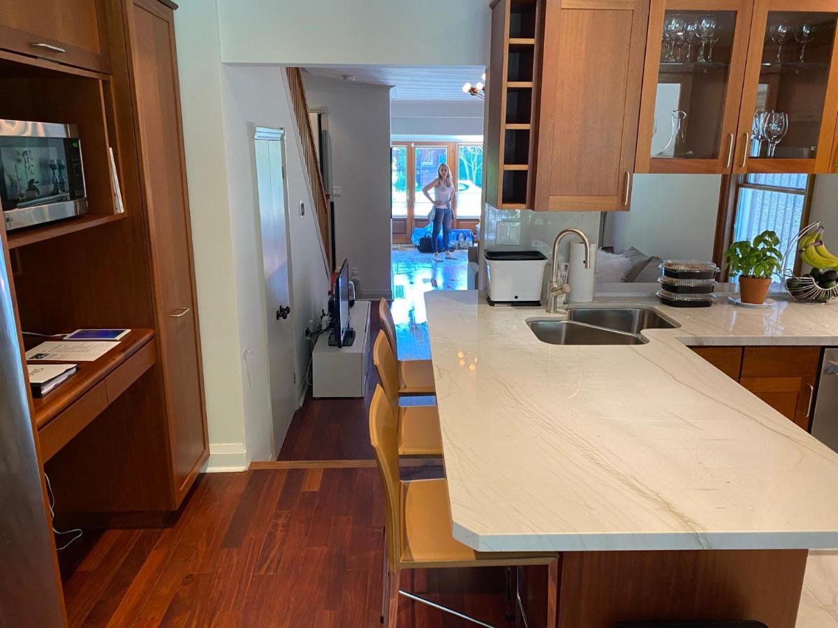 Superb Beach Home:Heated Pool-Hot Tub Open 365Days โตรอนโต ภายนอก รูปภาพ